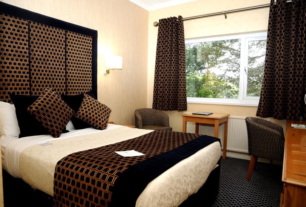 Carlton Park Hotel Rotherham Bilik gambar